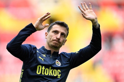 Sezonu kapattığı iddia edilen Mert Hakan'dan açıklama geldi