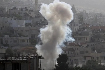 İsrail: Suriye'ye hava saldırıları devam edecek