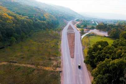 Bursa-Karacabey yolunda heyelan önleme çalışması!