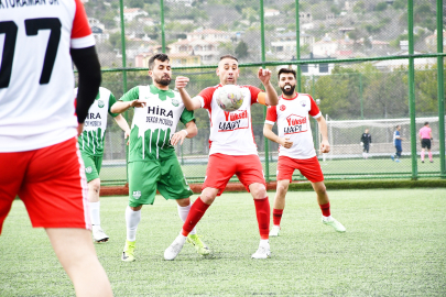 Amatör maçta 7 kırmızı kart çıktı