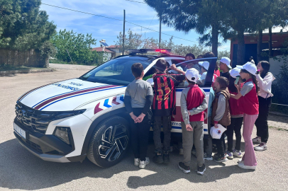 Bursa Karacabey'de Trafik Haftası kapsamında çocuklara eğitim verildi
