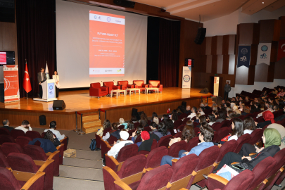 Bursa Uludağ Üniversitesi'nden dil eğitimini teşvik edecek program