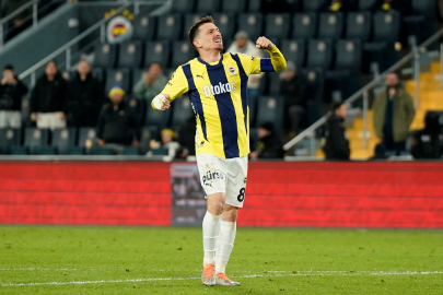 Fenerbahçe, Mert Hakan Yandaş'ın ameliyat olduğunu açıkladı