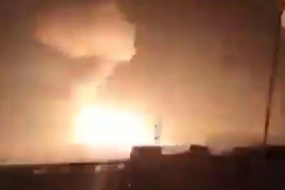 Hindistan Pakistan'a saldırdı: Peş peşe patlamalar