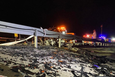 Otoyolda katliam gibi kaza: Ölüler ve yaralı var!