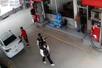 Bursa'da dolandırıcılık olayına karışan şüpheliler suçüstü yakalandı