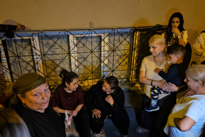 İstanbul'da kardeşini silahla öldürdükten sonra intihar etti