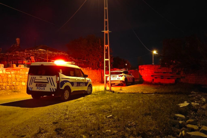 Kayseri'de ihbara giden polis otosuna saldırı