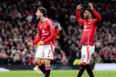 Manchester United Avrupa Ligi'nde finalde