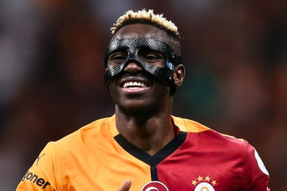 Osimhen 120 yıllık kulüp rekoruna göz dikti!