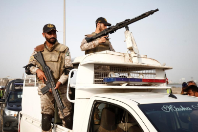 Pakistan ordusu Hindistan'a misilleme yaptı