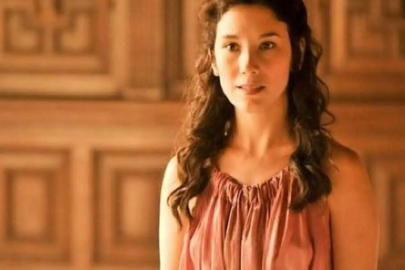 Türk takipçilerini engellemişti! Sibel Kekilli'ye prestijli ödül...