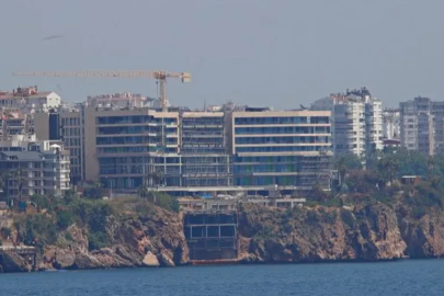 Antalya'da skandal görüntü! Müşterileri rahat etsin diye falezleri deldiler: İnceleme başlatıldı