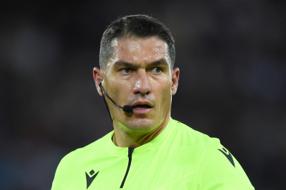 Avrupa'nın dev finallerini yönetecek hakemler açıklandı