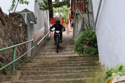 Bursa’da adrenalin dolu yarış nefes kesti