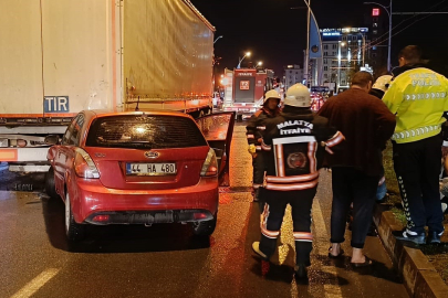 Malatya’da otomobil ile tır çarpıştı: 3 yaralı