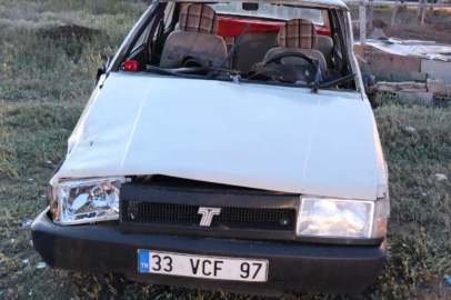 Aksaray'da otomobil şarampole devrildi: Sürücü alkollü ve ehliyetsiz çıktı