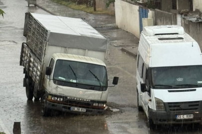 Batman’da altyapı çalışması sonrası yol çöktü