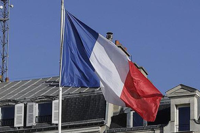 Fransa’dan Rusya’ya ateşkesi kabul etmemesi halinde yaptırım tehdidi