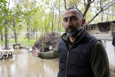 Gümüşhane'de DSİ'nin dere ıslahı çalışması bahçeleri sular altında bıraktı