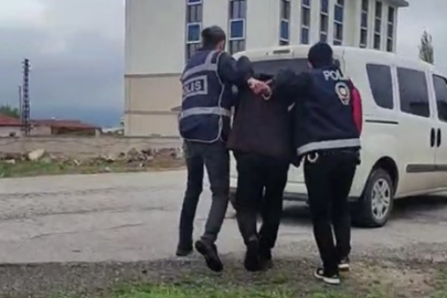 Kayseri'de 'cinsel istismar' suçundan aranan 2 kişi yakalandı
