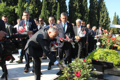 Soma faciasının 11. yılında 301 madenci mezarları başında anıldı