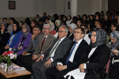 Bursa'da edebiyat rüzgarı esti!