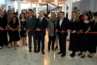 Bursa'da genç ressamların röprodüksiyonları asıllarını aratmadı