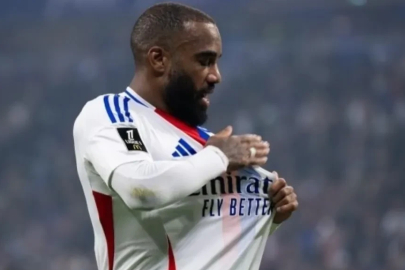 Alexandre Lacazette'in ayrılığı duyuruldu!