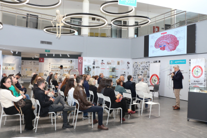 Bursa Nilüfer’de eczacılığın toplum sağlığındaki önemi konuşuldu