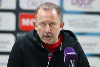 Dünyanın konuştuğu olay sonrası gündem Sergen Yalçın