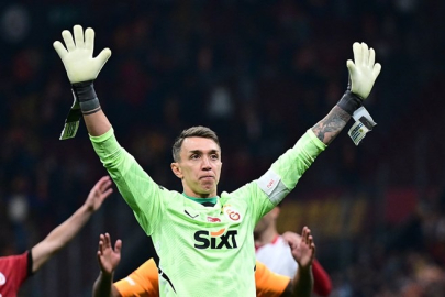 Icardi'den gece yarısı Muslera'nın paylaşımına olay yorum