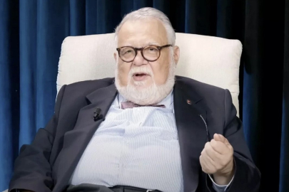 Celal Şengör hakkında 2 yıla kadar hapis istemiyle iddianame düzenlendi