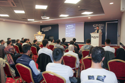 İş dünyasının duayenleri, Genç MÜSİAD Bursa'nın YBA etkinliğinde gençlerle buluştu