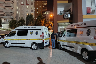 Adana'da bir şahıs genç kadını katledip intihar etti