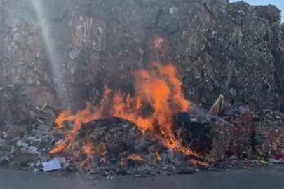 Kahramanmaraş'ta kağıt fabrikasında yangın