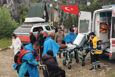 Kastamonu'da kanyonda yürüyüş parkurunda yaralanan vatandaş için ekipler seferber oldu
