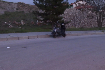 Kütahya Tavşanlı’da elektrikli motosiklet devrildi: 1 yaralı