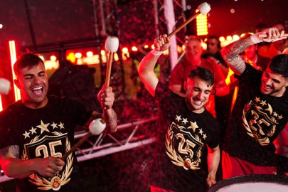 Okan Buruk, 2035'i televizyondan izledi: Ali Koç, Acun Ilıcalı'lı olay video