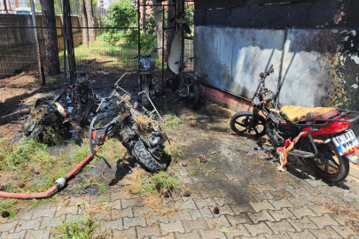 Bursa'da okul bahçesinde korkutan yangın: Öğrencilerin motosikleti kül oldu