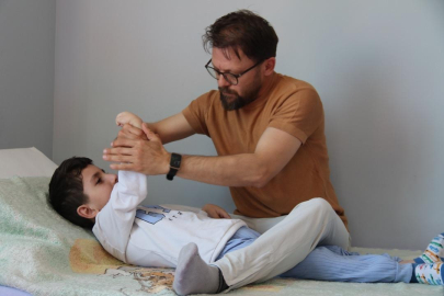 Sivrisinek ısırığı yatağa bağımlı hale getirdi! 8 yaşındaki çocuk...