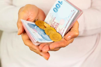 Altın fiyatları iki haftanın zirvesine yükseliyor