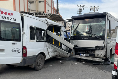 Batman’da minibüs ile midibüs çarpıştı: 7 yaralı