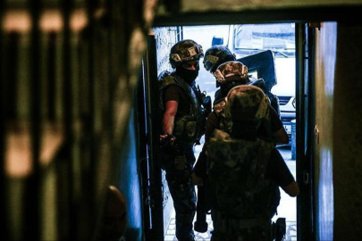 Bursa'da yüzlerce zehir taciri tutuklandı!