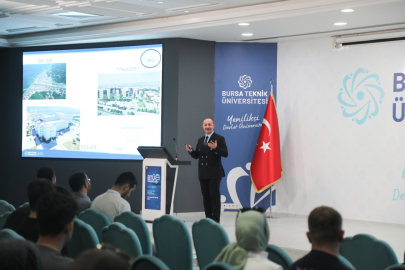 Bursa'da akademisyenlikte başarının anahtarını paylaştı