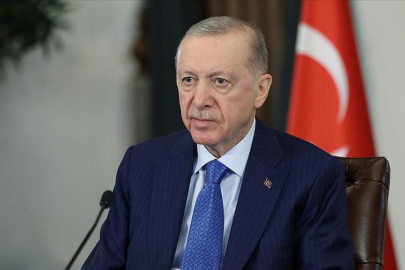 Cumhurbaşkanı Erdoğan: Necip Fazıl’ı vefatının yıl dönümünde rahmetle yad ediyorum