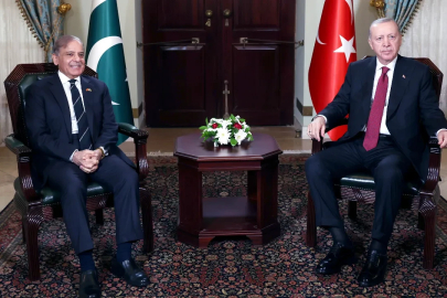 Cumhurbaşkanı Erdoğan Pakistan Başbakanı Şerif'le görüştü