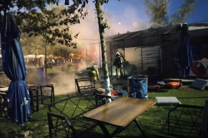 İstanbul Silivri'de kafe alevlere teslim oldu: Faciadan dönüldü