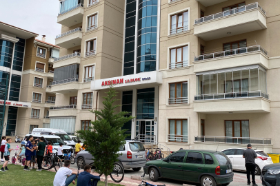 Konya'da karısını bıçaklayarak öldürüp başında bekledi