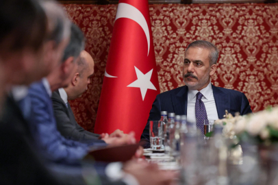 Dışişleri Bakanı Fidan, Rus-Türk İş İnsanları Birliği Yönetim Kurulu üyelerini kabul etti